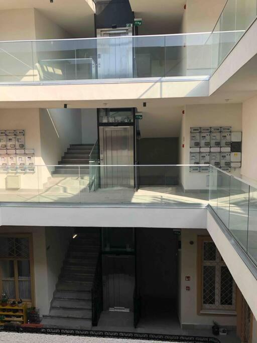 Luxury Cozy 2 Bdr Downtown Apt.4 بودابست المظهر الخارجي الصورة