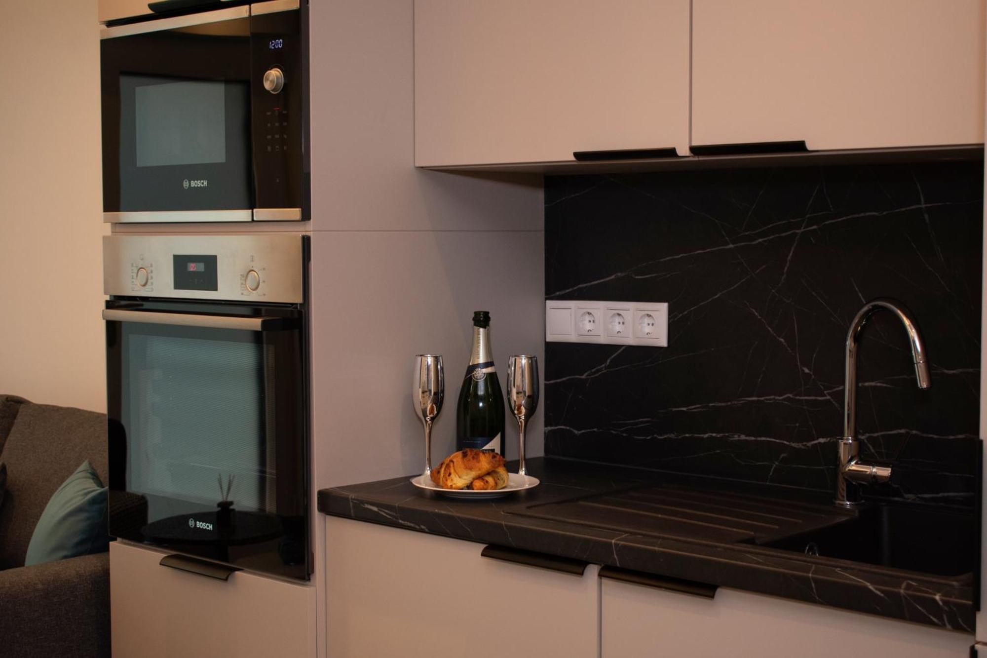 Luxury Cozy 2 Bdr Downtown Apt.4 بودابست المظهر الخارجي الصورة